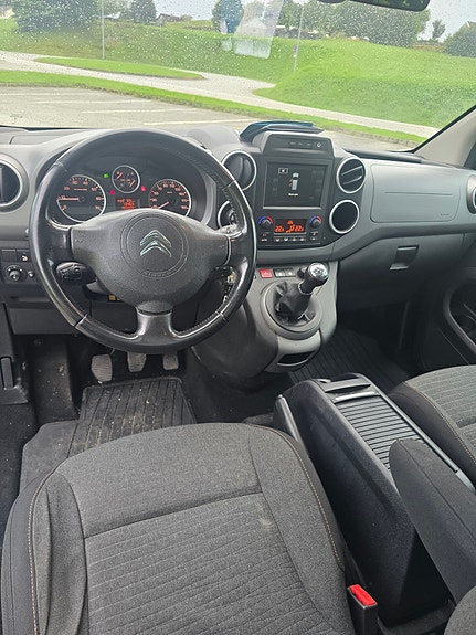 Citroen Berlingo 11 of 30