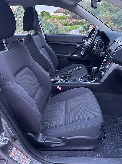 Subaru Legacy 16 of 22