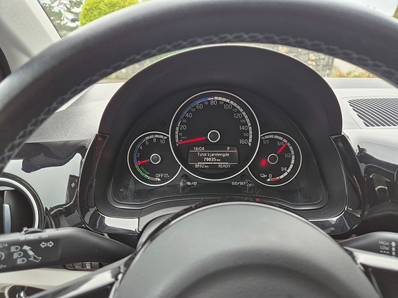 Volkswagen e-Up! 8 of 13