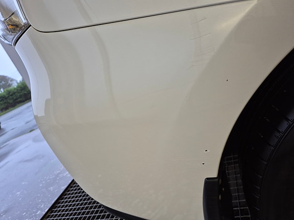 Toyota Prius+ 8 of 14