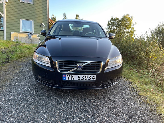 Volvo S80 2 of 25