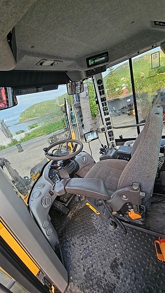 Volvo L60F 11 of 11