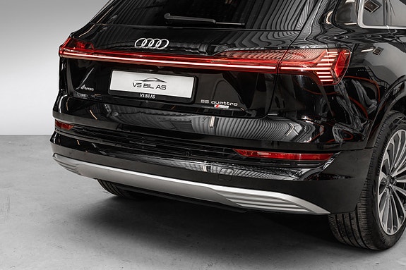 Audi e-tron 6 of 30