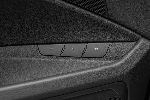 Audi e-tron 15 of 30