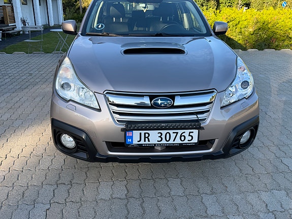 Subaru Outback 13 of 30