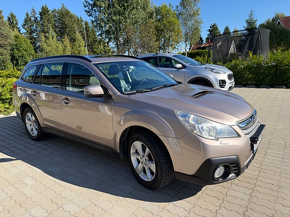 Subaru Outback 18 of 30