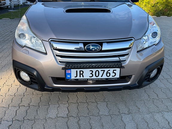 Subaru Outback 10 of 30