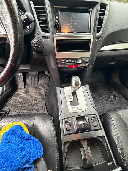 Subaru Outback 23 of 30