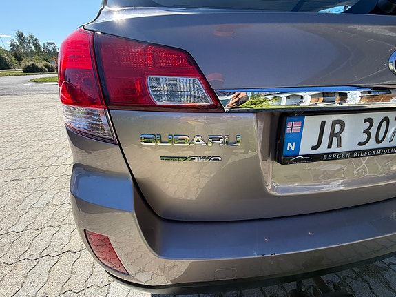 Subaru Outback 16 of 30