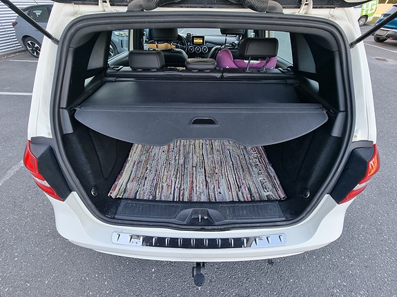 Mercedes-Benz B180 d 19 of 25
