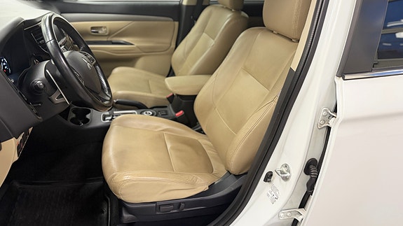 Mitsubishi Outlander 15 of 30