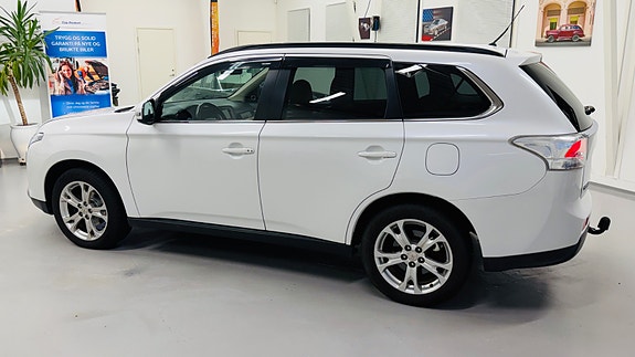 Mitsubishi Outlander 8 of 30