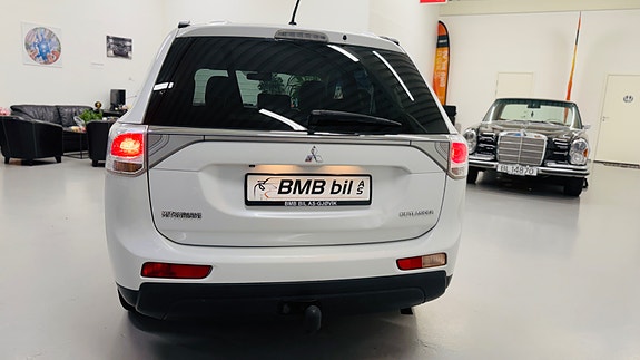Mitsubishi Outlander 6 of 30