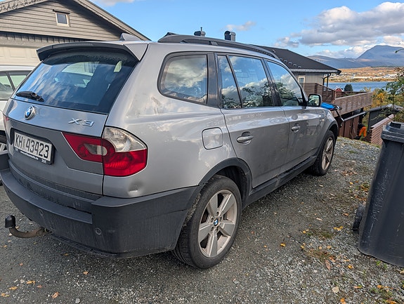 BMW X3 5 of 5