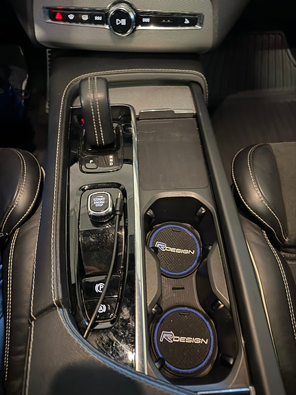 Volvo XC90 8 of 12