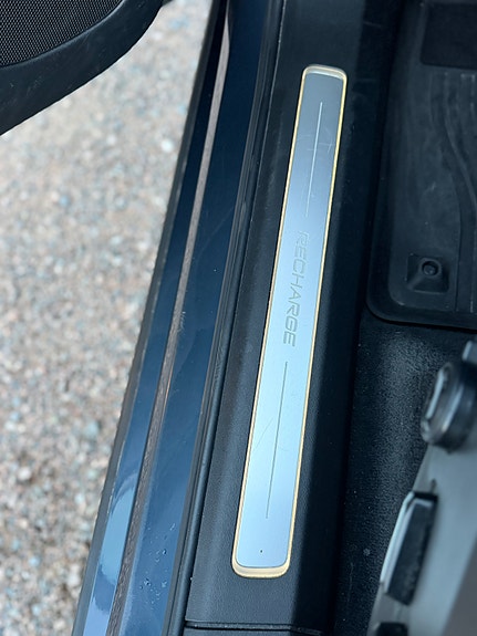 Volvo XC90 11 of 12