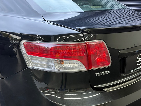 Toyota Avensis 7 of 30