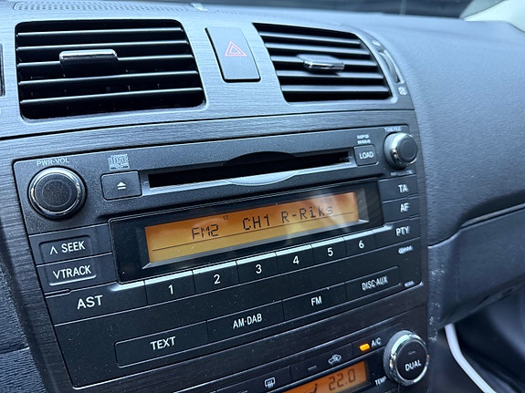Toyota Avensis 16 of 30
