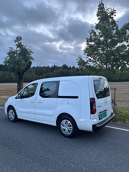 Peugeot Partner 8 of 22