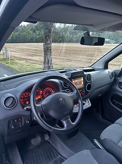 Peugeot Partner 13 of 22