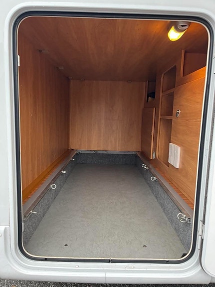 Dethleffs Globebus 8 of 30