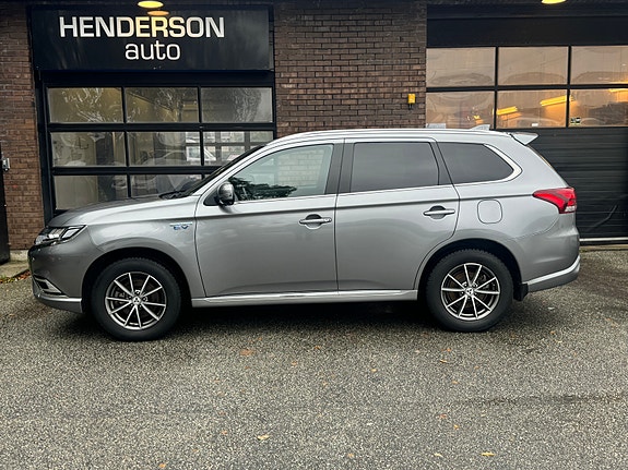 Mitsubishi Outlander 4 of 30