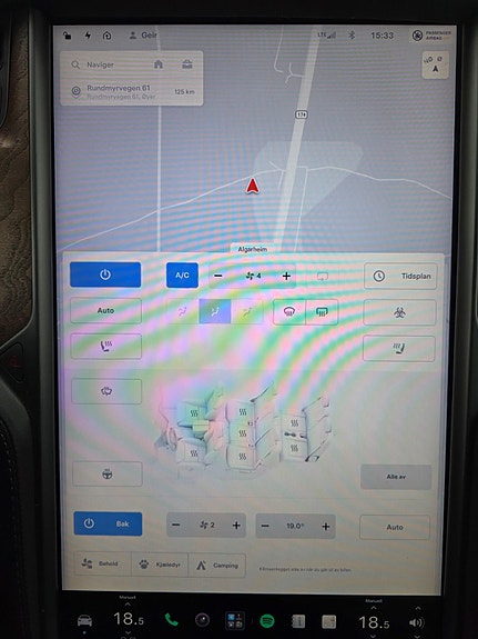 Tesla Model X 24 of 27