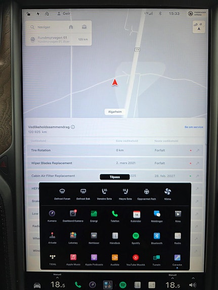 Tesla Model X 25 of 27