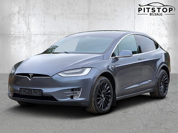 Tesla Model X 2 of 27