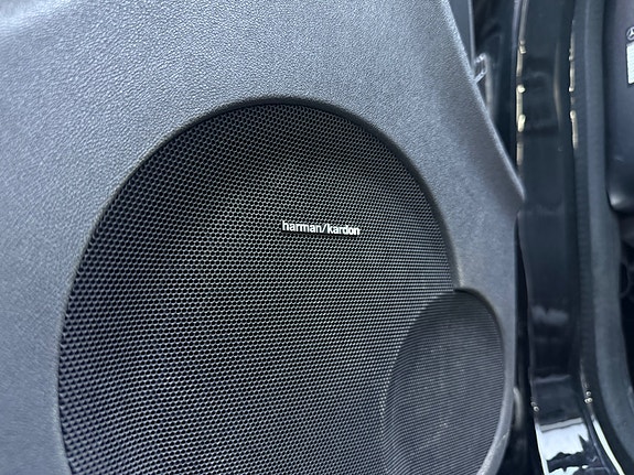 Mercedes-Benz SLK350 17 of 27