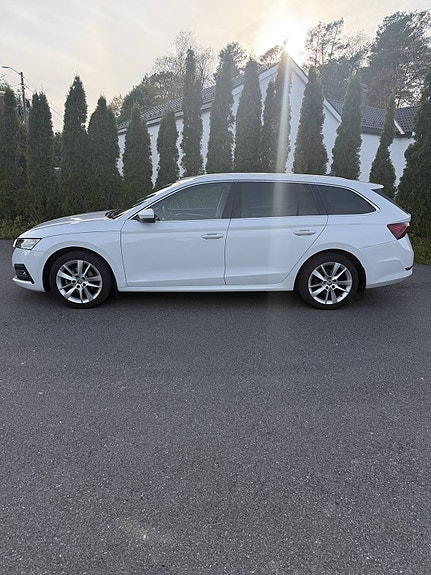 Skoda Octavia 8 of 13