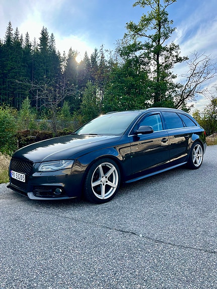 Audi A4 3 of 30