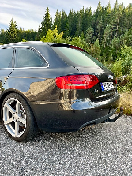 Audi A4 8 of 30