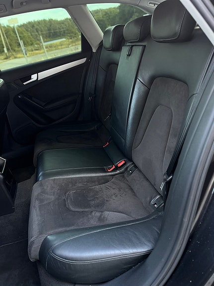 Audi A4 25 of 30