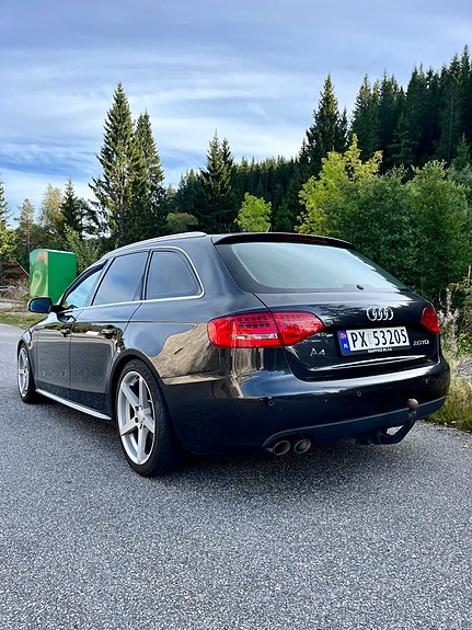 Audi A4 7 of 30