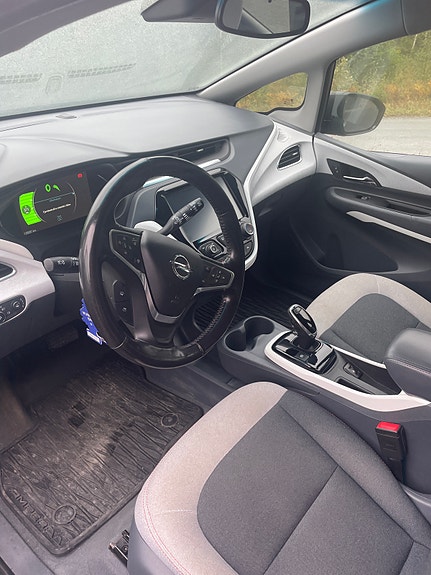 Opel Ampera-e 6 of 9