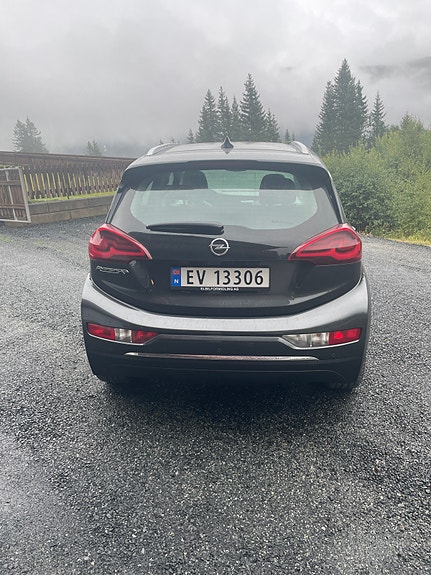 Opel Ampera-e 4 of 9