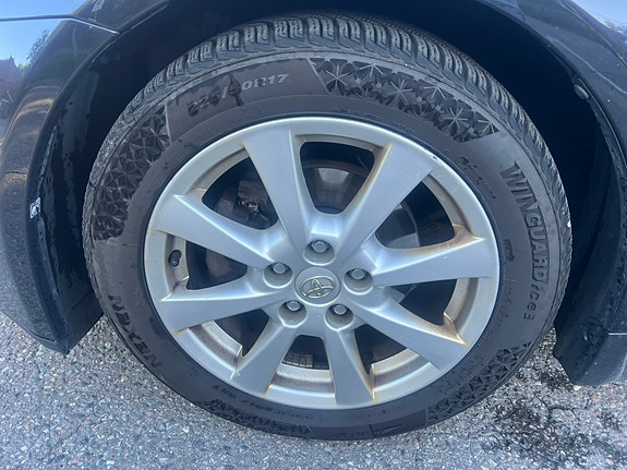Toyota Avensis 13 of 22