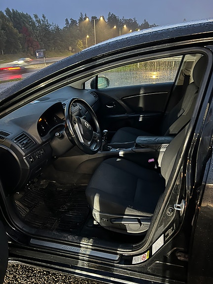 Toyota Avensis 17 of 22