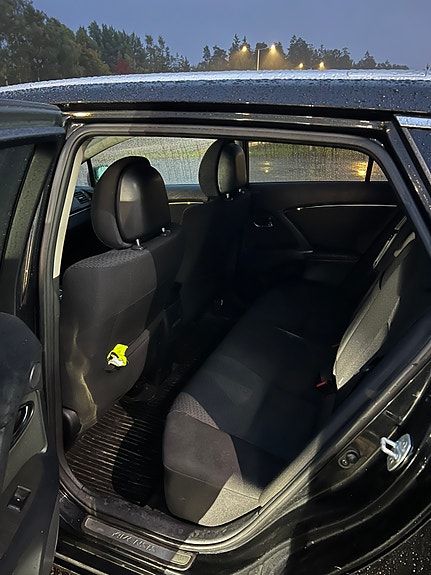Toyota Avensis 18 of 22