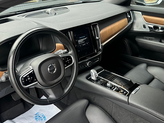 Volvo V90 15 of 30