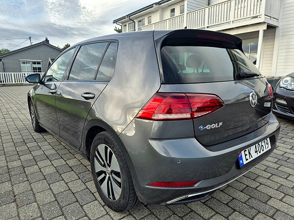 Volkswagen e-Golf VII 7 of 23