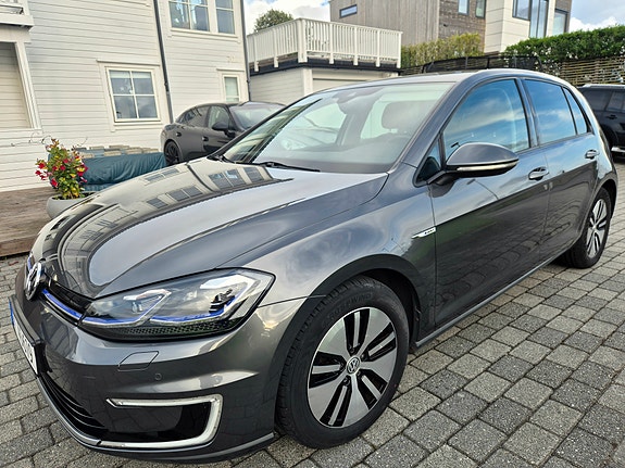 Volkswagen e-Golf VII 4 of 23