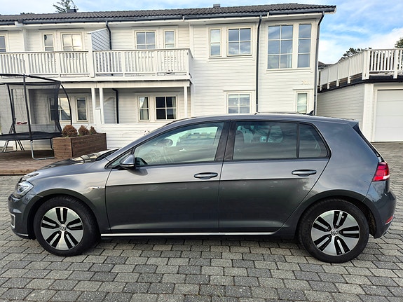 Volkswagen e-Golf VII 6 of 23