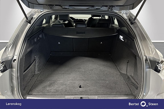 Peugeot e-308 23 of 24
