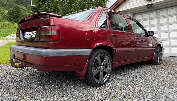 Volvo 850 2 of 30