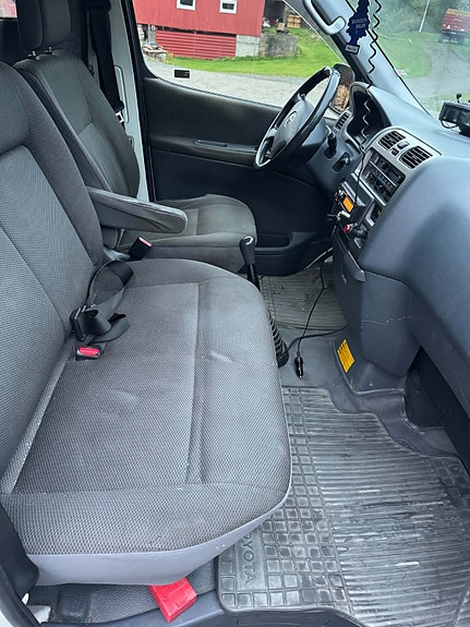 Toyota HiAce 6 of 6