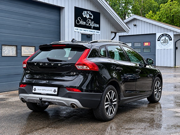 Volvo V40 Cross Country 5 of 13