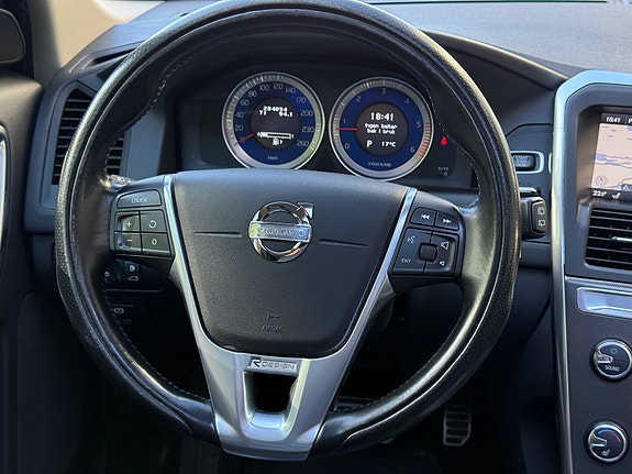 Volvo XC60 12 of 19
