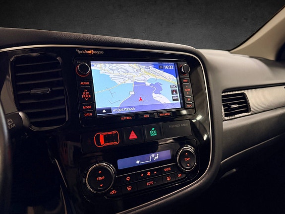 Mitsubishi Outlander 19 of 26